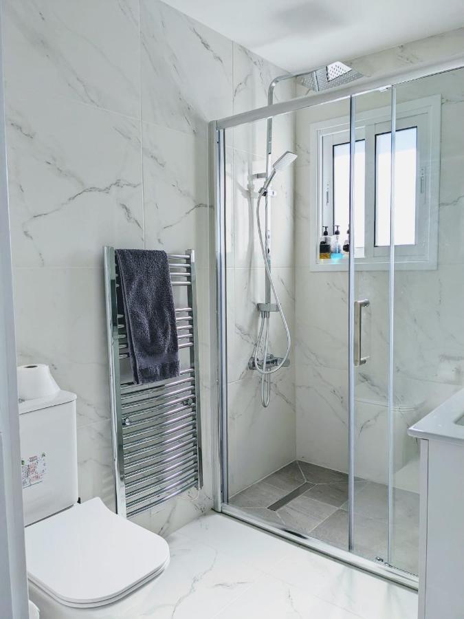Diana Apartment ลิมาซอล ภายนอก รูปภาพ